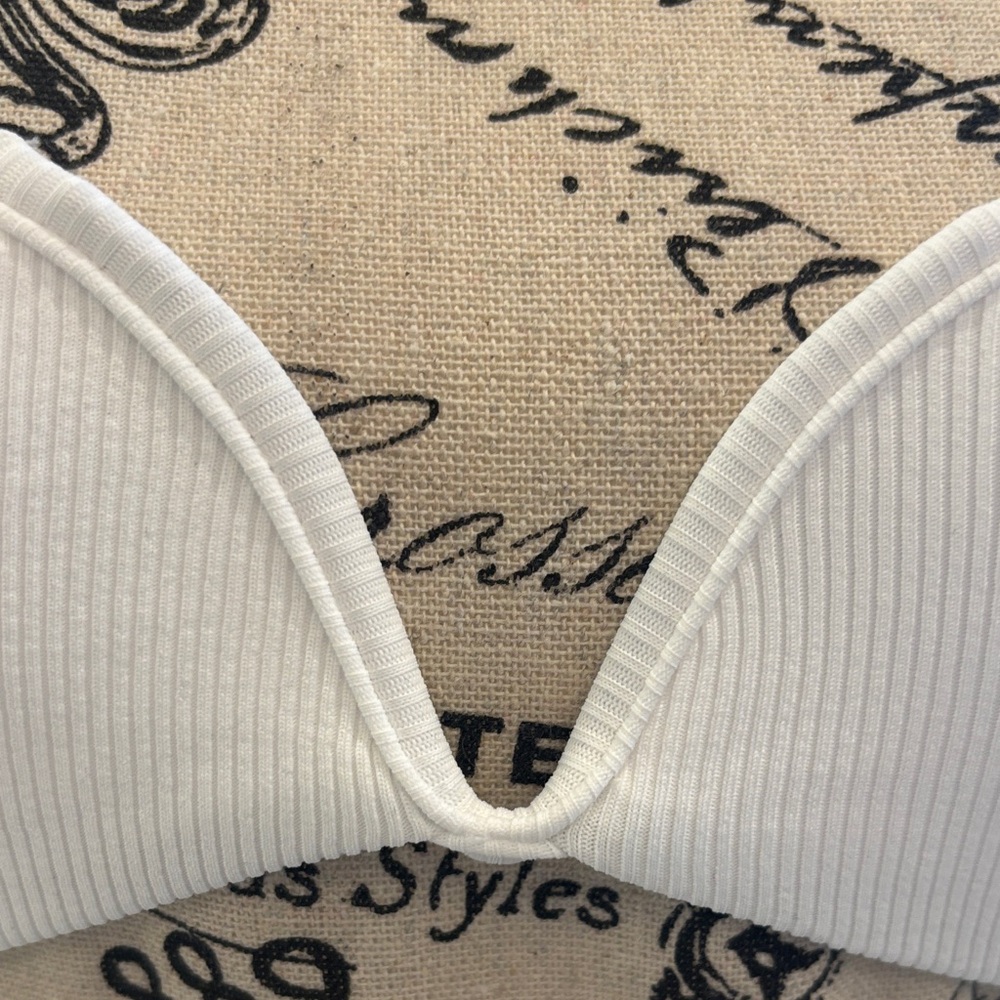 L Space Helena Bikini Top - Picture 4 of 12
